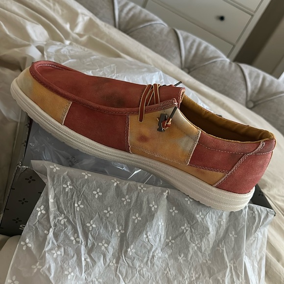 SUN + STONE MENS SHOES - Picture 2 of 6